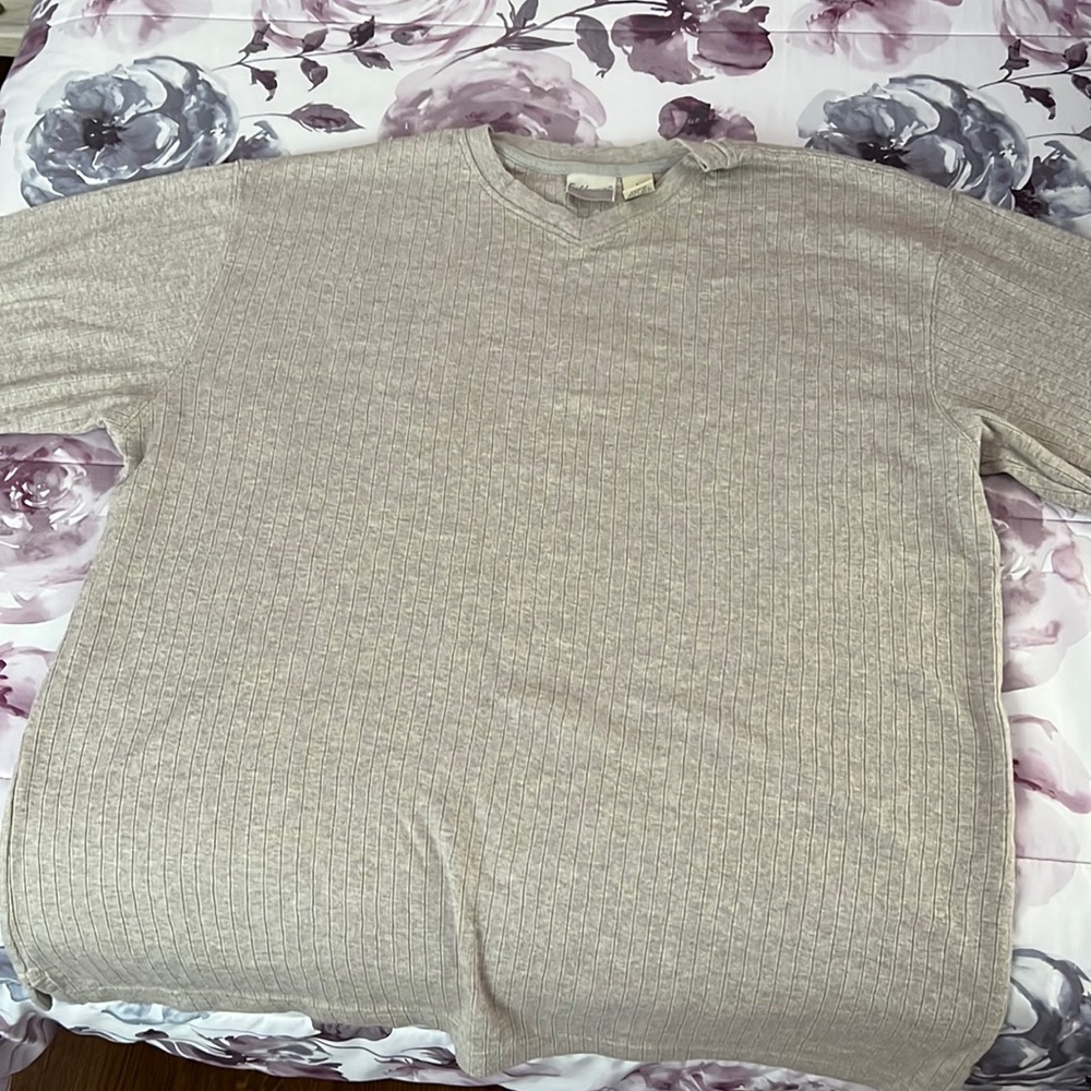 Casual long sleeve shirt